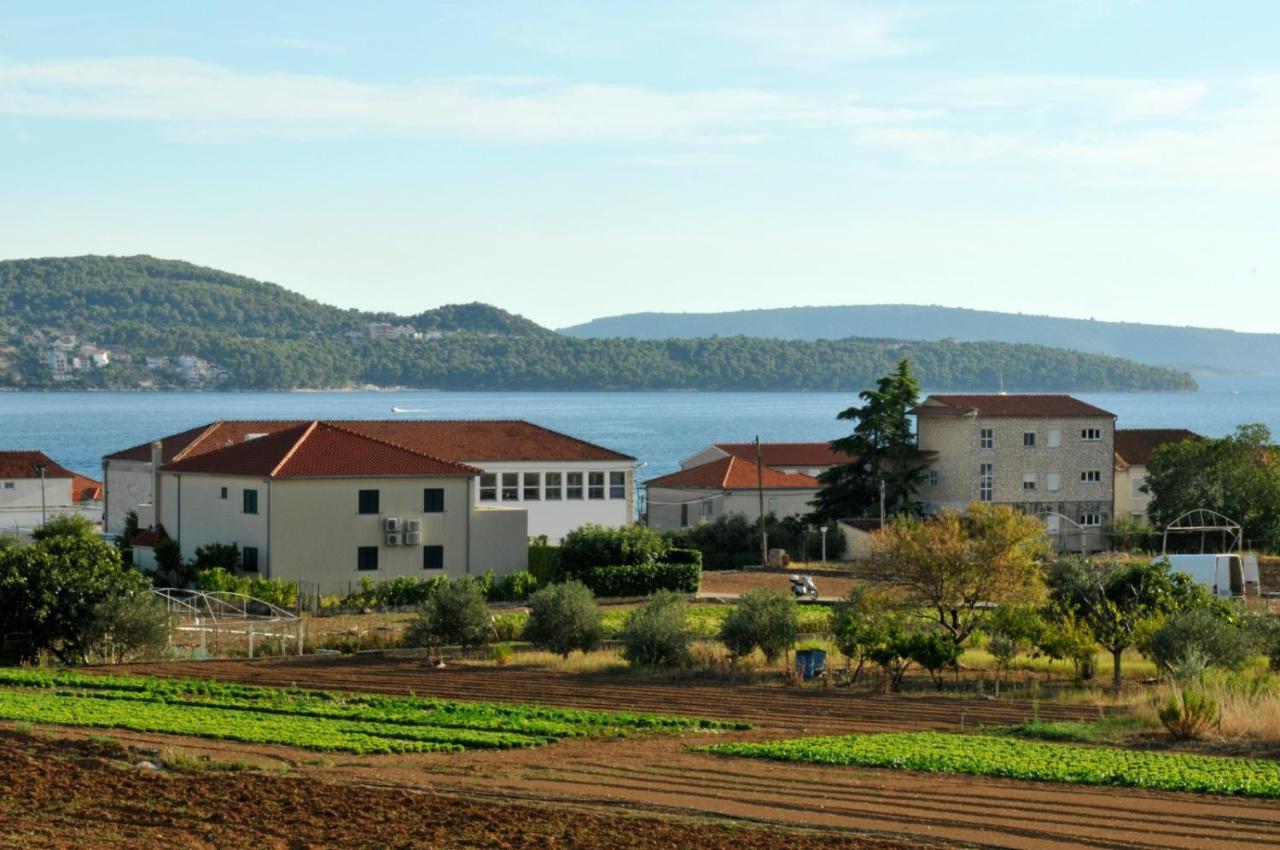Roso Apartment With Sea View Trogir Extérieur photo