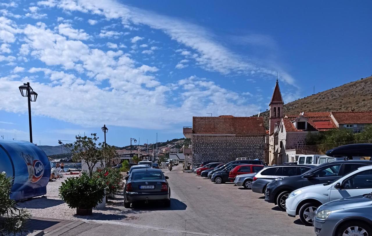 Roso Apartment With Sea View Trogir Extérieur photo
